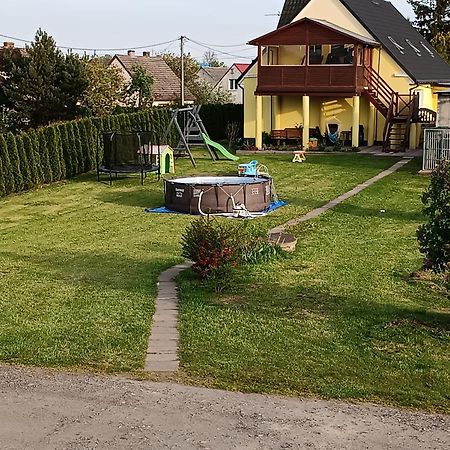 Dobre Wakacje, 8 Km Od Mielna I Od Koszalina Bedzino Luaran gambar